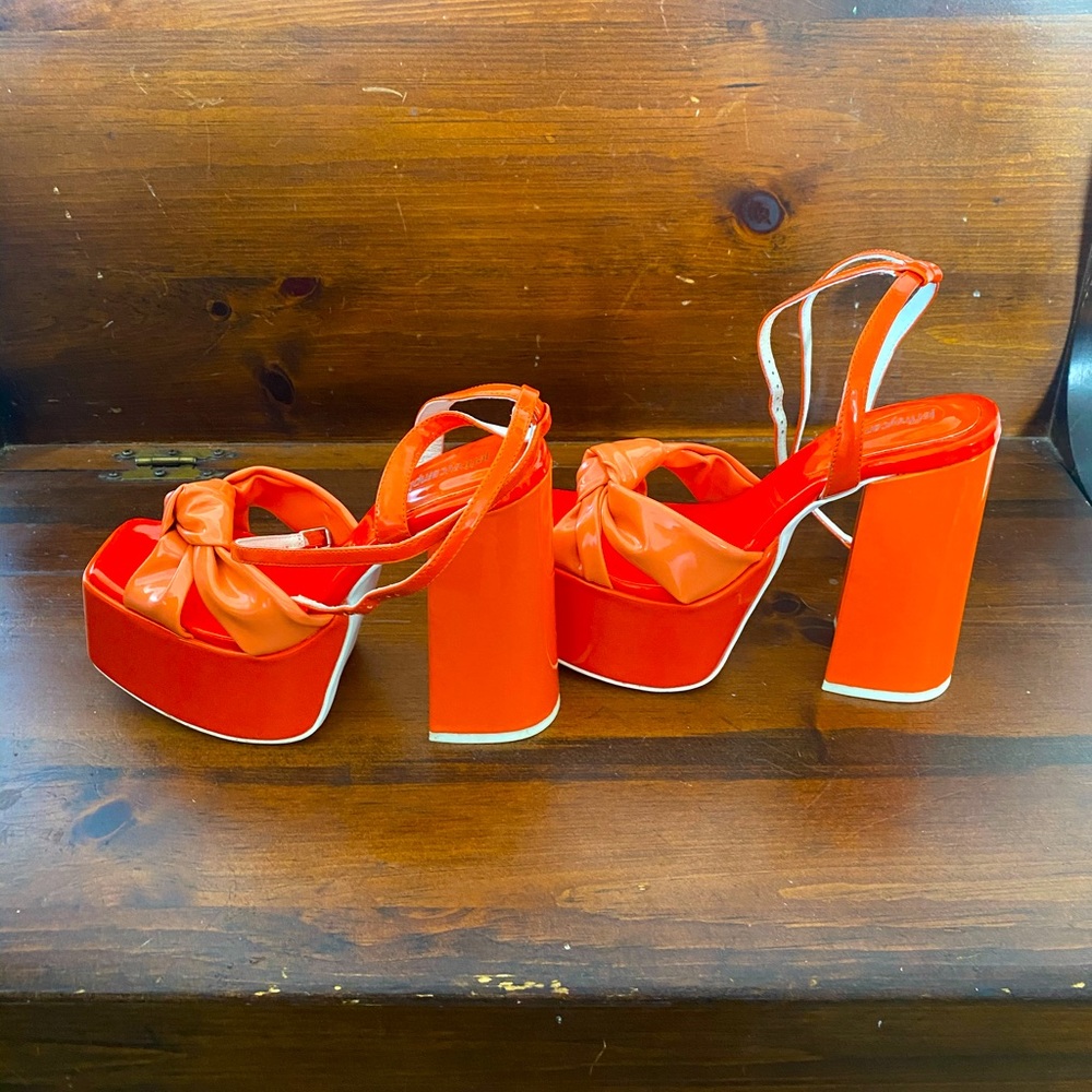 Jeffrey Campbell orange 70’s platforms SOLD